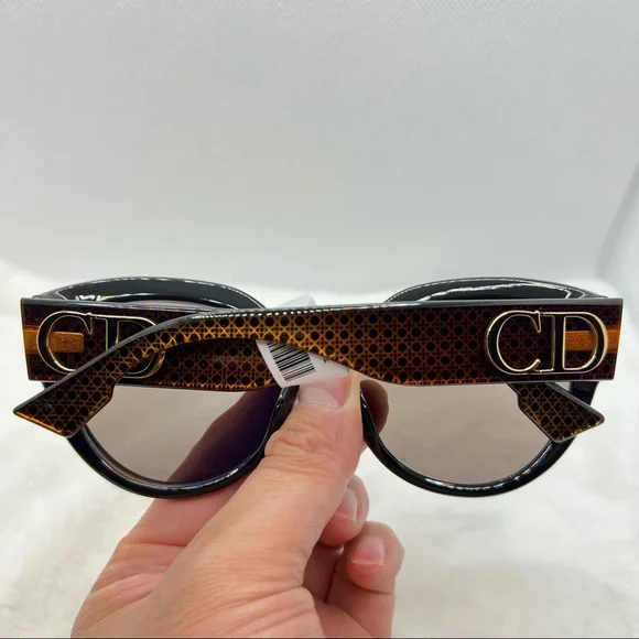 ?FLASH SALE?Dior Sunglasses New Authentic CD Burgundy  display picture 3